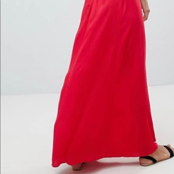 Red V-neck wrap tie front maxi dress. - Picture 3 of 6